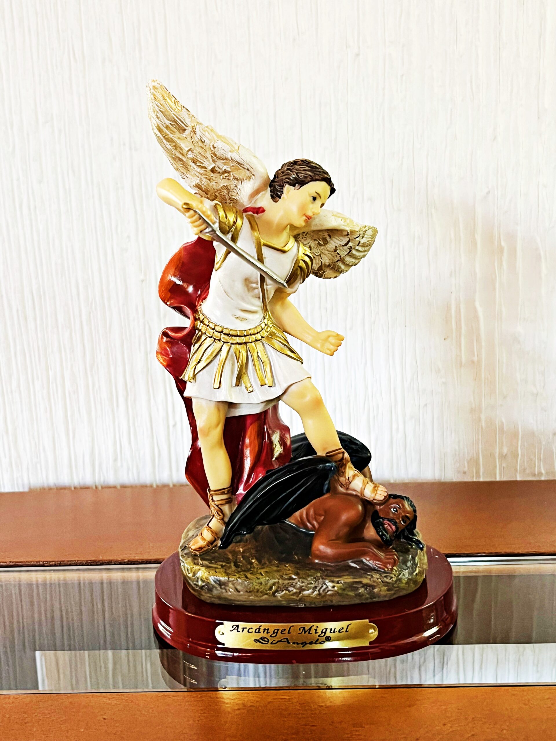 Estatuilla San Miguel Arcángel 20cm - Imagen 3