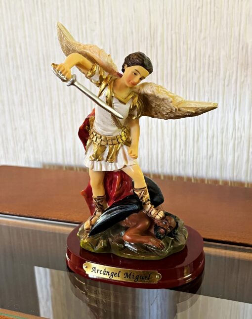 Estatuilla San Miguel Arcángel 20cm - Imagen 4